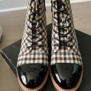 New in box J. Crew plaid crepe sole boots size 7